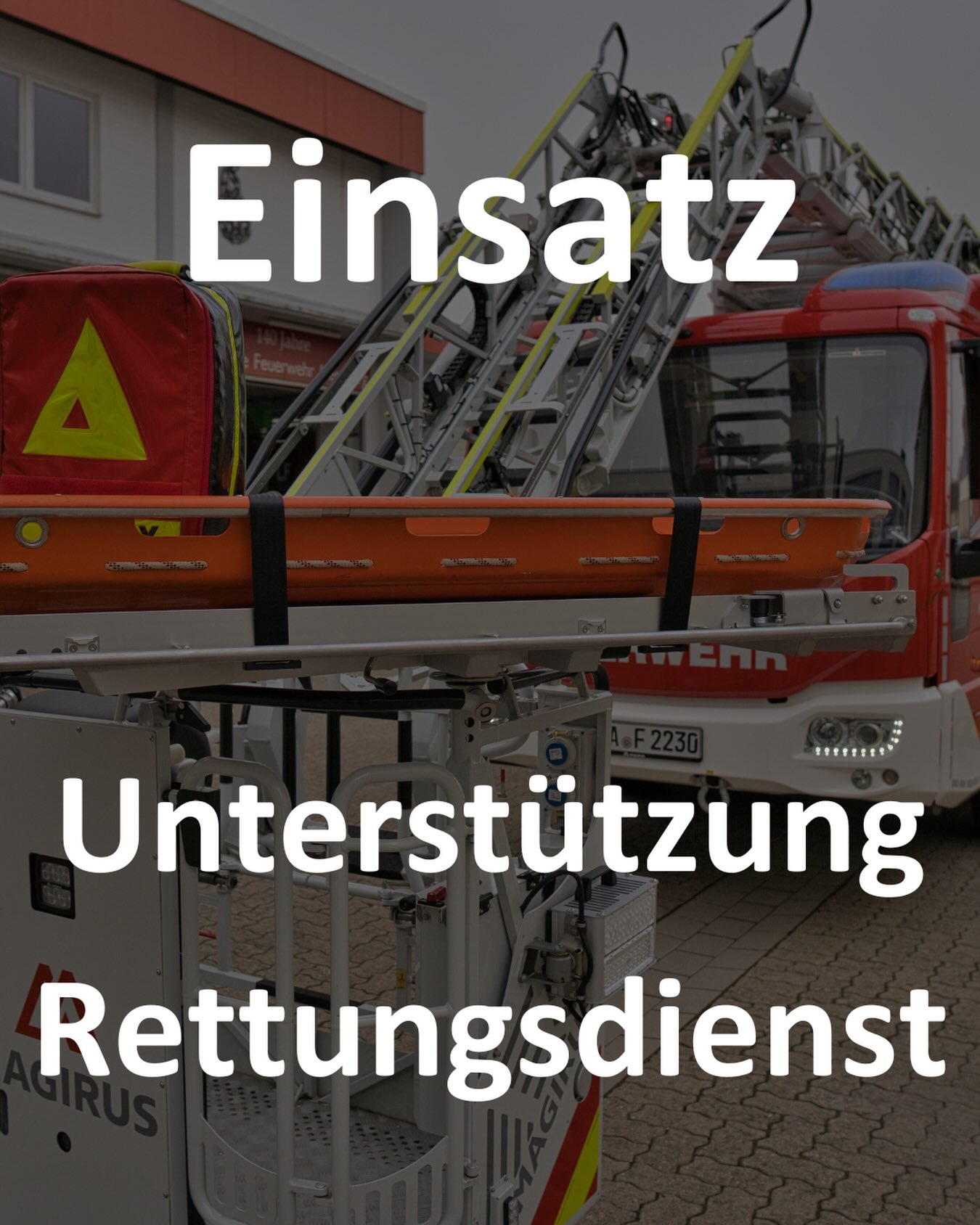 🚨 Nr. 75 🚨
🗓️ 04.07.2026 🗓️
🕖 12:27 🕖
🚒 ELW, HLF 🚒
📟 Unterstützung Rettungsdienst 📟
📍 Herzberg📍

Die Feuerwehr wurde durch den Rettungsdienst nachalarmiert, da vor Ort technische Unterstützung erforderlich war. Beim Eintreffen der Einsatzkräfte befand sich eine Person in einer Zwangslage hinter einem Heizkörper und konnte sich aus eigener Kraft nicht mehr befreien. Nach einer ersten Erkundung der Lage wurde die Person durch die Feuerwehr schonend und mit besonderer Rücksicht auf ihren Zustand aus der misslichen Lage befreit. Anschließend erfolgte die Übergabe an den Rettungsdienst, der die weitere medizinische Versorgung übernahm. Im weiteren Verlauf unterstützten die Einsatzkräfte den Rettungsdienst beim patientenschonenden Transport der Person zum Rettungswagen. Nach Abschluss der Maßnahmen konnte der Einsatz für die Feuerwehr beendet werden.